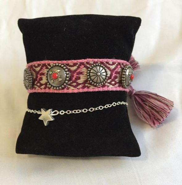knotting tassel bracelet can be worn with any summer dresses fashionable arm stack for girls and hiphop style5488060, Golden;silver
knotting tassel bracelet can be worn with any summer dresses fashionable arm stack for girls and hiphop style5488060, Golden;silver