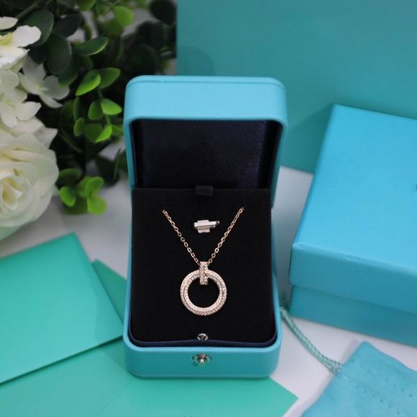 2023 lovely cute pendant necklaces long gold thin stainless steel chain two diamonds rings design women necklace with dust bag and box, Silver
2023 lovely cute pendant necklaces long gold thin stainless steel chain two diamonds rings design women necklace with dust bag and box, Silver