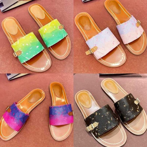 women designer slides 2023 lock it flat mule luxury slippers lockit open toe casual blended bi-color patent monograms canvas color-gradient, Black
women designer slides 2023 lock it flat mule luxury slippers lockit open toe casual blended bi-color patent monograms canvas color-gradient, Black