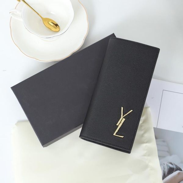 2023 men's and women's famous designer wallet genuine leather credit card women's fashion style clutch bag designer bags with, Red;black
2023 men's and women's famous designer wallet genuine leather credit card women's fashion style clutch bag designer bags with, Red;black
