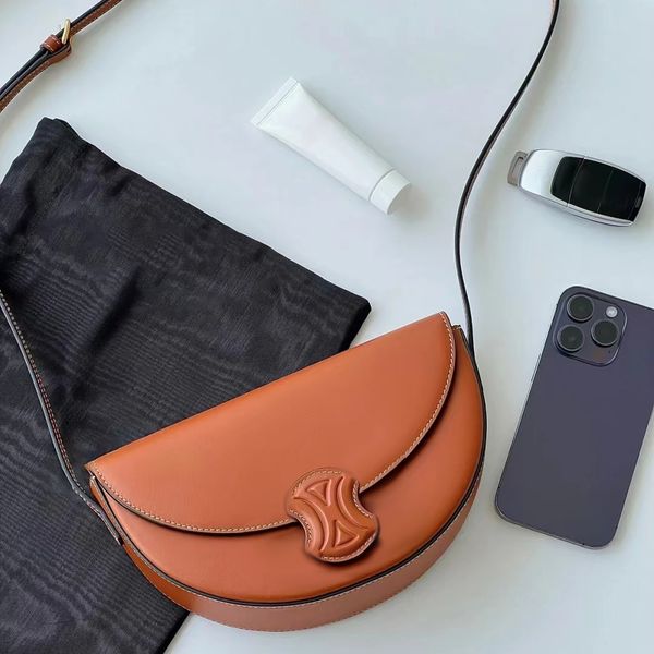 luxury 7a quality classic half moon bag womens mens purses satchel hand bag cross body shoulder hasp underarm evening bags genuine leather t
luxury 7a quality classic half moon bag womens mens purses satchel hand bag cross body shoulder hasp underarm evening bags genuine leather t