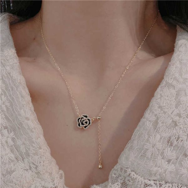 korean dongdamen pull camellia diamond inlaid fairy necklace small light luxury simple and fashionable clavicle chain, Black
korean dongdamen pull camellia diamond inlaid fairy necklace small light luxury simple and fashionable clavicle chain, Black