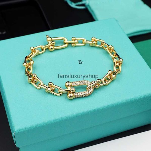 luxurys designers bracelet women charm bracelet trend fashion versatile jewelry good nice, Golden;silver
luxurys designers bracelet women charm bracelet trend fashion versatile jewelry good nice, Golden;silver