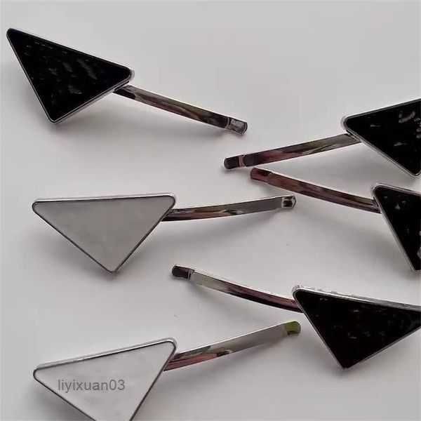 designer barrettes womens girls metal triangle p-letter hair clips high-quality brand classic versatile leisure headwear hairclips black sha, Golden;silver
designer barrettes womens girls metal triangle p-letter hair clips high-quality brand classic versatile leisure headwear hairclips black sha, Golden;silver