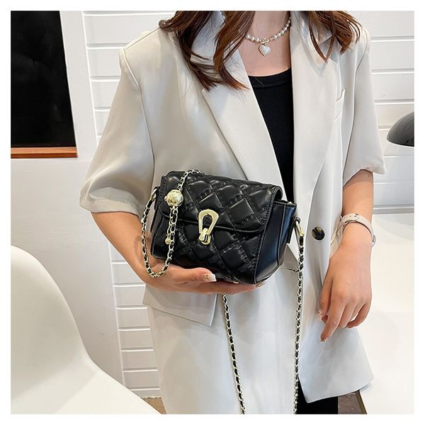new women's bag pu shoulder bag fashion diamond chain crossbody bag casual small square bag
new women's bag pu shoulder bag fashion diamond chain crossbody bag casual small square bag