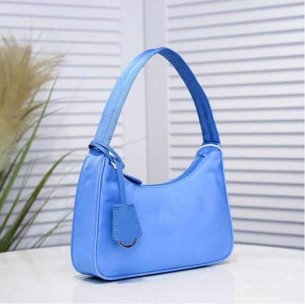 2023 highs quality re-edition designer bags 2000 nylon leather shoulder bags women crossbody messenger handbag evening totes purse wholesale
2023 highs quality re-edition designer bags 2000 nylon leather shoulder bags women crossbody messenger handbag evening totes purse wholesale