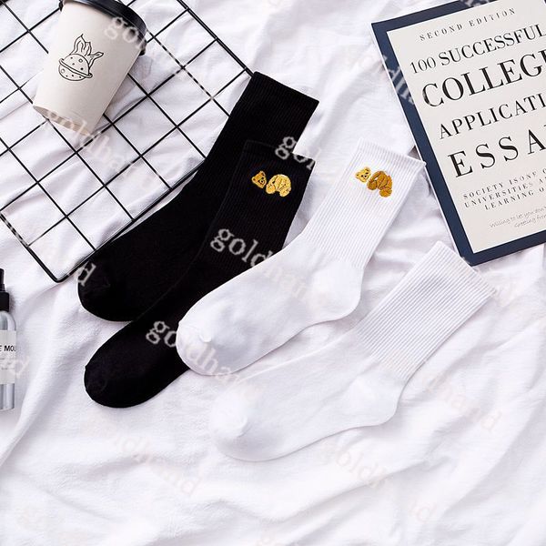 3pair black white mens womens crew sock designer embroidery broken head bear tide brand cotton breathable stockings
3pair black white mens womens crew sock designer embroidery broken head bear tide brand cotton breathable stockings