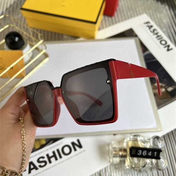 56% off wholesale of sunglasses new women's tr lightweight large frame show thin personality polarized light street shooting travel fas, White;black
56% off wholesale of sunglasses new women's tr lightweight large frame show thin personality polarized light street shooting travel fas, White;black