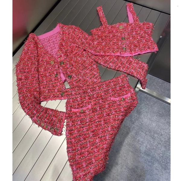 basic casual dresses knit wool sweater sets women red color dress high waist button up plaid vitnage clothes knitted outfits ropa dresses 23, Black;gray
basic casual dresses knit wool sweater sets women red color dress high waist button up plaid vitnage clothes knitted outfits ropa dresses 23, Black;gray