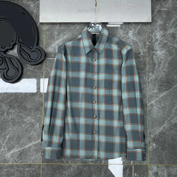 designer men button up shirt fashion contrast checkered full print male overshirt size s-xl logo sticker decoration blouse july28, White;black
designer men button up shirt fashion contrast checkered full print male overshirt size s-xl logo sticker decoration blouse july28, White;black