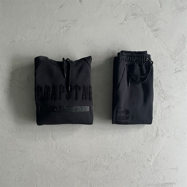1:1 trapstar tracksuits decoding chenille 2.0-black out men's pure cotton embroidered logo hoodie high street jacket trousers, Black;brown
1:1 trapstar tracksuits decoding chenille 2.0-black out men's pure cotton embroidered logo hoodie high street jacket trousers, Black;brown