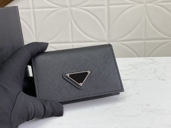 mens designer card holders luxury triangle mark wallets high-quality milano famous stylist purses fashion silver metal letters male clutch b, Red;black
mens designer card holders luxury triangle mark wallets high-quality milano famous stylist purses fashion silver metal letters male clutch b, Red;black