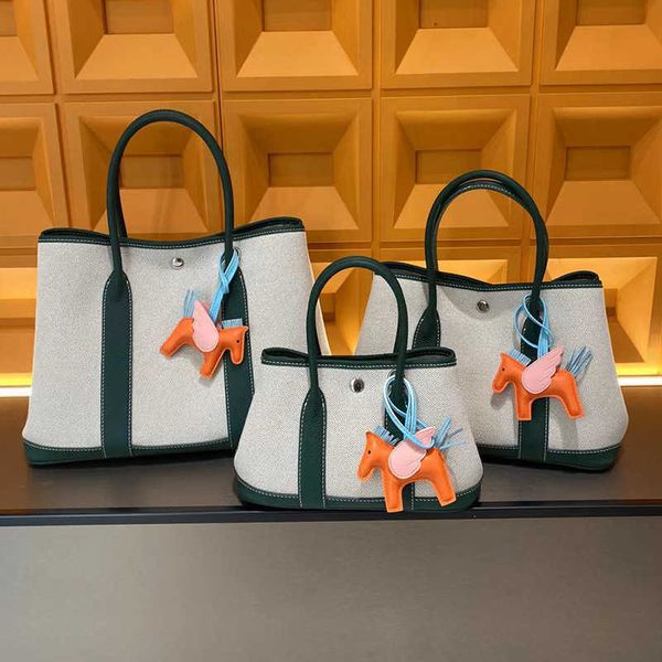 classic garden party tote bag premium genuine leather canvas 2023 new contrast color women's commuter casual one shoulder handbagdth6 d
classic garden party tote bag premium genuine leather canvas 2023 new contrast color women's commuter casual one shoulder handbagdth6 d