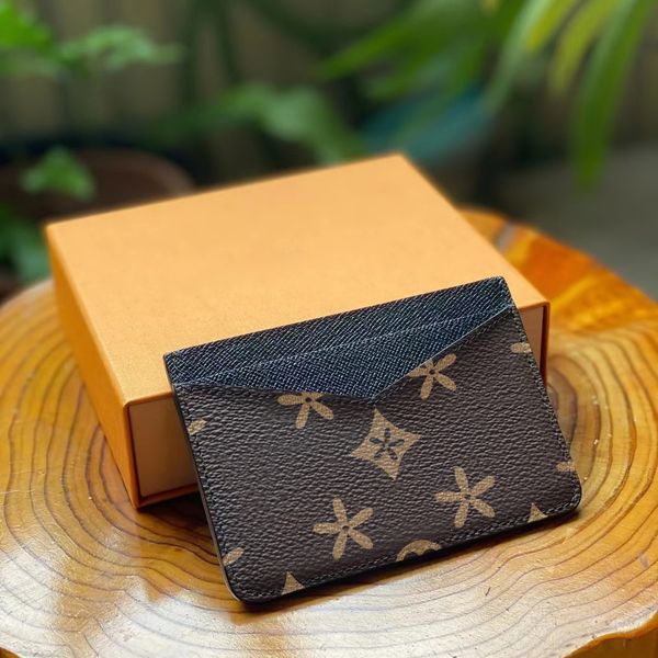 luxurys flower genuine leather 3 credit card slots m60703 card cover mini wallet coin purses brown bags women key pouch card holder designer, Red;black
luxurys flower genuine leather 3 credit card slots m60703 card cover mini wallet coin purses brown bags women key pouch card holder designer, Red;black