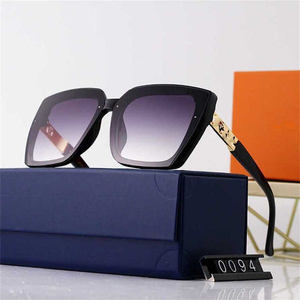 52% off wholesale of new fashion four-leaf clover women's straight sunglasses, White;black
52% off wholesale of new fashion four-leaf clover women's straight sunglasses, White;black