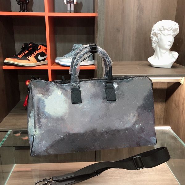 luxury brand duffel bags keepall star sky travel bags handbags famous designer mens travel bag luggage bag mens fitness yoga bag women shoul
luxury brand duffel bags keepall star sky travel bags handbags famous designer mens travel bag luggage bag mens fitness yoga bag women shoul