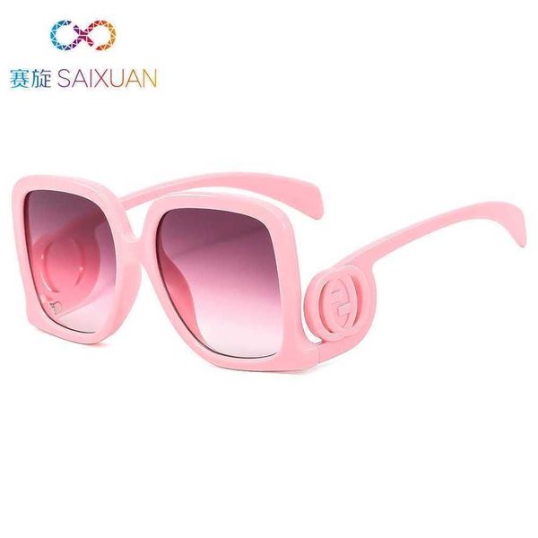 50% off wholesale of sunglasses 023 new large frame for women personality summer sunglasses fashion, White;black
50% off wholesale of sunglasses 023 new large frame for women personality summer sunglasses fashion, White;black