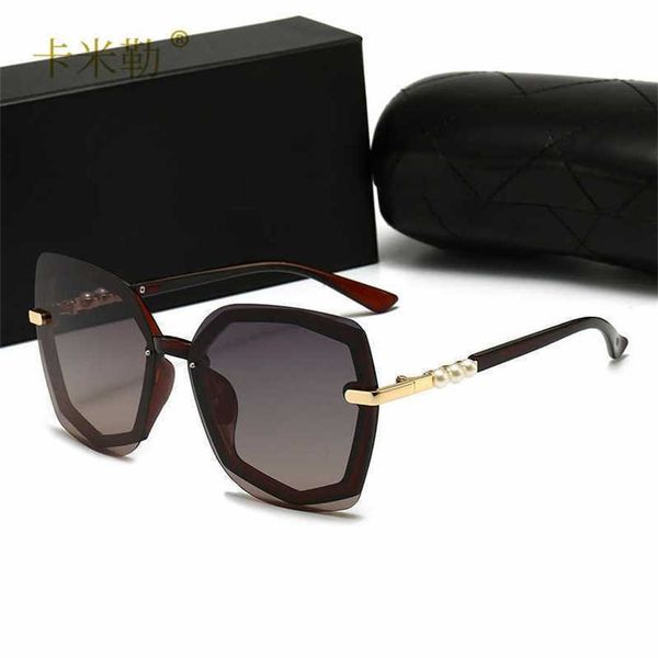 50% off wholesale of new women's polarized fashion oval face driving holiday sunglasses 521, White;black
50% off wholesale of new women's polarized fashion oval face driving holiday sunglasses 521, White;black