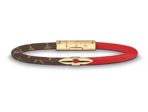 luxury inspired jewelry stainls steel clasps magnetic red wrap leather bracelet99116562176054, Golden;silver
luxury inspired jewelry stainls steel clasps magnetic red wrap leather bracelet99116562176054, Golden;silver