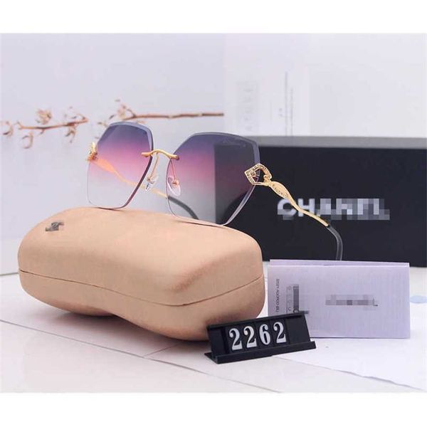 52% off wholesale of sunglasses 21 new xiaoxiang women's fashion trend metal colorful sunglasses personalized borderless glasses 2262, White;black
52% off wholesale of sunglasses 21 new xiaoxiang women's fashion trend metal colorful sunglasses personalized borderless glasses 2262, White;black
