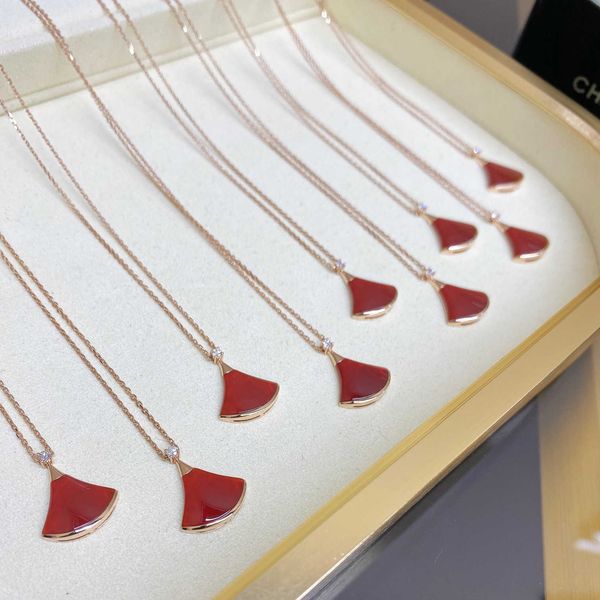 divas dream necklace jewelry 925 sterling silver high board small white skirt necklace female white fritillary red agate fan shaped clavicle
divas dream necklace jewelry 925 sterling silver high board small white skirt necklace female white fritillary red agate fan shaped clavicle