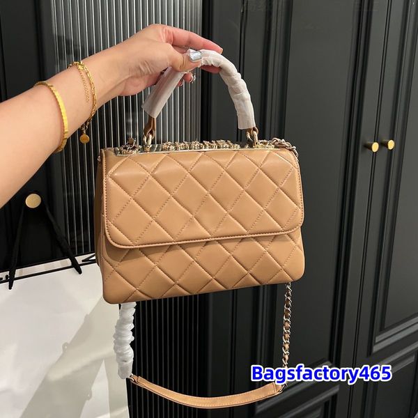 7a quality handbag luxury bag designer shoulder bag women chain cc crossbody bags cowhide leather ladys wallet fashion flap bags womens clut
7a quality handbag luxury bag designer shoulder bag women chain cc crossbody bags cowhide leather ladys wallet fashion flap bags womens clut