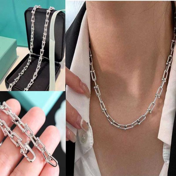 high version tiffay niche 925 sterling silver hardwear chain link buckle horseshoe necklace medium size couple pendant men and women's
high version tiffay niche 925 sterling silver hardwear chain link buckle horseshoe necklace medium size couple pendant men and women's