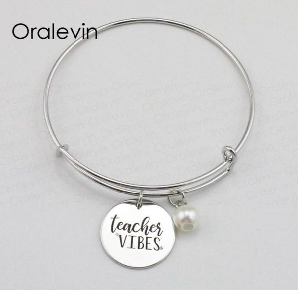 teacher vibes inspirational hand stamped engraved charm pendant expandable wire bracelet bangle gift fashion jewelry10pcslot l99522368306, Golden;silver
teacher vibes inspirational hand stamped engraved charm pendant expandable wire bracelet bangle gift fashion jewelry10pcslot l99522368306, Golden;silver