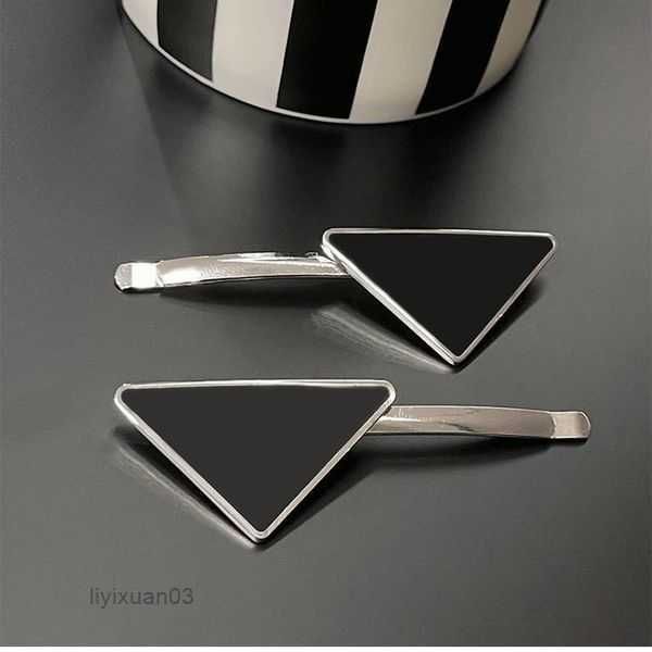 designer barrettes womens girls metal triangle p-letter hair clips high-quality brand classic versatile leisure headwear hairclips black sha, Golden;silver
designer barrettes womens girls metal triangle p-letter hair clips high-quality brand classic versatile leisure headwear hairclips black sha, Golden;silver