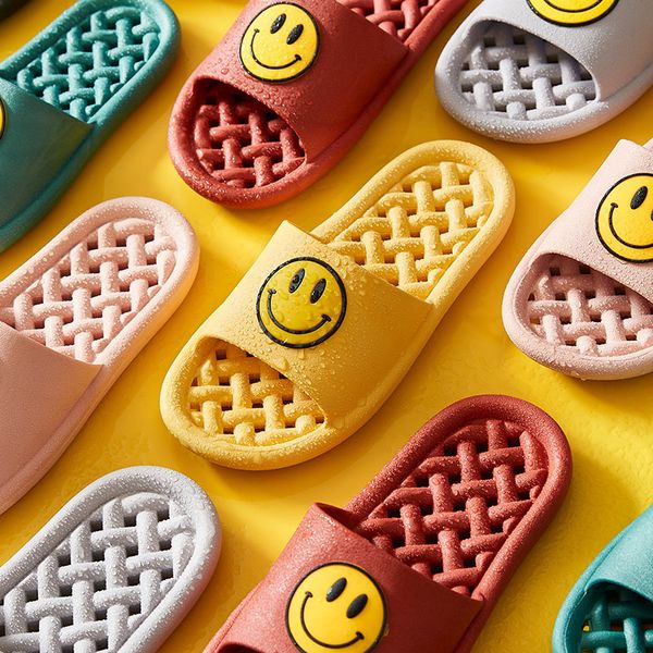 designer slides slippers men women smile slipper mens womens shoes black red yellow green outdoor home sneakers beach ing
designer slides slippers men women smile slipper mens womens shoes black red yellow green outdoor home sneakers beach ing