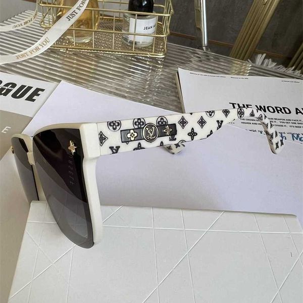 50% off wholesale of sunglasses women with high-end feel ins large face slimming out sunglasses summer new sunscreen sun screen red glasses, White;black
50% off wholesale of sunglasses women with high-end feel ins large face slimming out sunglasses summer new sunscreen sun screen red glasses, White;black