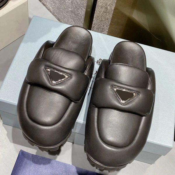 classic brand padded slippers triangle log sandals high heel flat heel open toe shoes women's luxury designer leather outsole casual sh, Black
classic brand padded slippers triangle log sandals high heel flat heel open toe shoes women's luxury designer leather outsole casual sh, Black