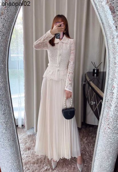 new-s-elf-portrait women polyester midi dress contrasting pleated dress white, White;black
new-s-elf-portrait women polyester midi dress contrasting pleated dress white, White;black