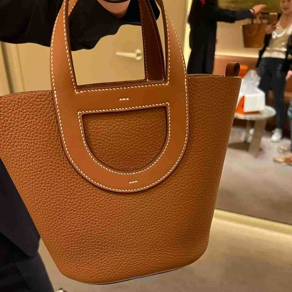 h ermes picotin lock handbags 2023 new togo layer cowhide pig nose vegetable basket womens bag large capacity one shoulder c
h ermes picotin lock handbags 2023 new togo layer cowhide pig nose vegetable basket womens bag large capacity one shoulder c