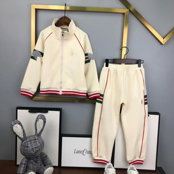 infant boy clothe set 2 pieces t-shirt and pans designer baby boys and girls fashion autumn party clothing, White
infant boy clothe set 2 pieces t-shirt and pans designer baby boys and girls fashion autumn party clothing, White