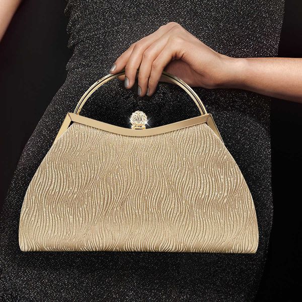 new water switch head dinner bag feel handbag women's banquet bag
new water switch head dinner bag feel handbag women's banquet bag