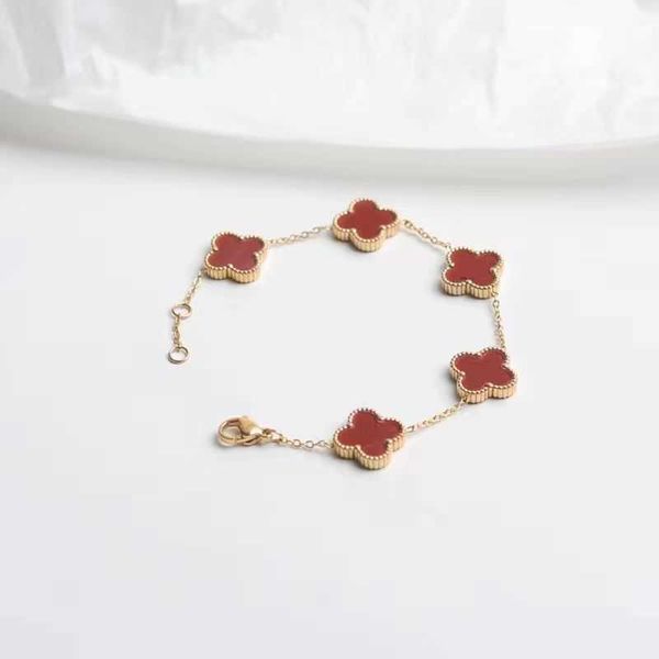 four leaf grass bracelet women's 18k gold plated five flower pendant simple and small design gift high edition colorless, Black
four leaf grass bracelet women's 18k gold plated five flower pendant simple and small design gift high edition colorless, Black