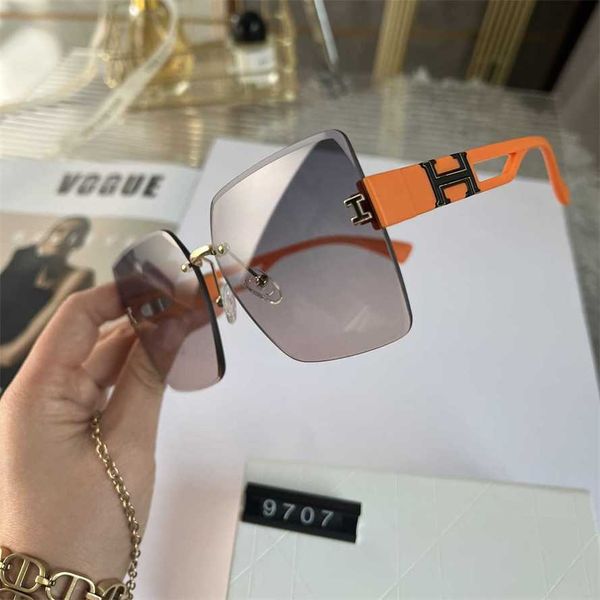 52% off wholesale of sunglasses new nylon box flashing brick glasses for driving women tr fashion overseas sunglasses, White;black
52% off wholesale of sunglasses new nylon box flashing brick glasses for driving women tr fashion overseas sunglasses, White;black