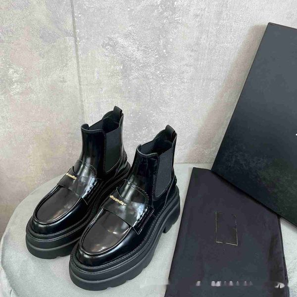 casual shoes guangzhou aw king lefu shoes 22 new comfortable casual sponge cake thick soled heightening single shoes leather lefu short boot, Black
casual shoes guangzhou aw king lefu shoes 22 new comfortable casual sponge cake thick soled heightening single shoes leather lefu short boot, Black