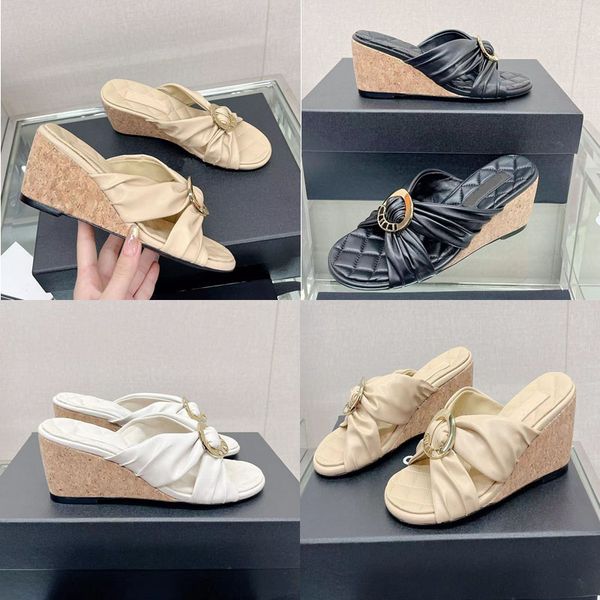 2023 designer luxury pure color slides slippers womens genuine leather cross strap letter round buckle beach sandal lady fashion casual high, Black
2023 designer luxury pure color slides slippers womens genuine leather cross strap letter round buckle beach sandal lady fashion casual high, Black