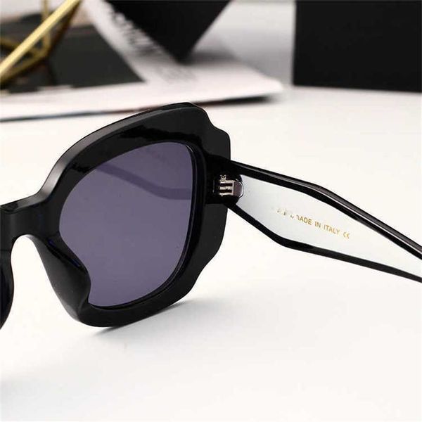 56% off wholesale of fashionable p-letter men's trendy street pgraphy high-end for women's personalized wearing sunglasses{categor, White;black
56% off wholesale of fashionable p-letter men's trendy street pgraphy high-end for women's personalized wearing sunglasses{categor, White;black