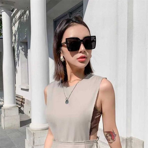 52% off wholesale of sunglasses new box sun sunscreen sunglasses network red same plain face mask large frame glasses, White;black
52% off wholesale of sunglasses new box sun sunscreen sunglasses network red same plain face mask large frame glasses, White;black
