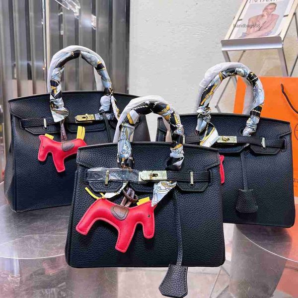 birkin designer bag women tote bag luxury handbag brand shoulder bags large capacity multifunctional with original dust bag
birkin designer bag women tote bag luxury handbag brand shoulder bags large capacity multifunctional with original dust bag