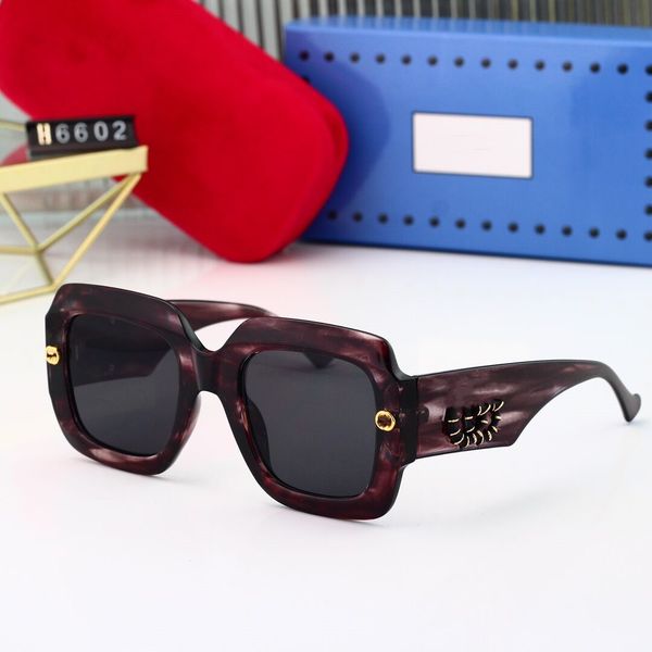 designer sunglasses for women and men fashion model special uv400 protection letters big leg double beam frame outdoor luxury design women s, White;black
designer sunglasses for women and men fashion model special uv400 protection letters big leg double beam frame outdoor luxury design women s, White;black