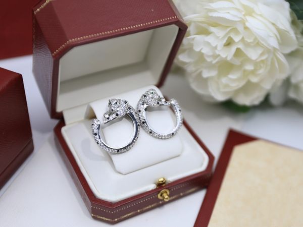 designer minimalist and atmospheric carti earrings women's earrings new temperament jewelry glitter mature women's wedding engagem, Golden;silver
designer minimalist and atmospheric carti earrings women's earrings new temperament jewelry glitter mature women's wedding engagem, Golden;silver