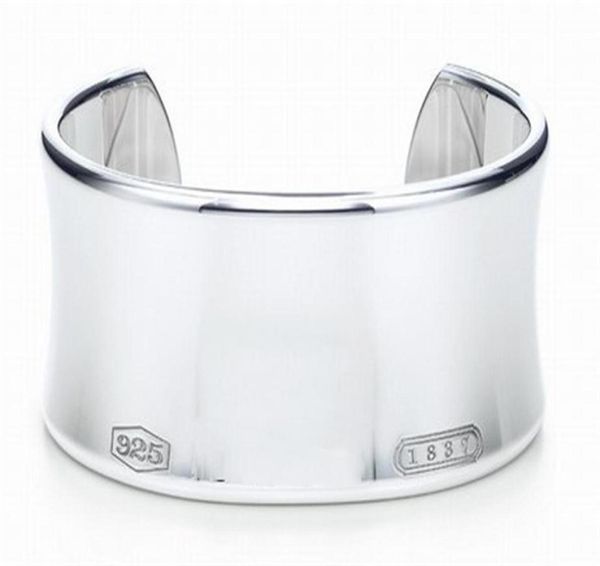 2019 new silver wide no seal bangle bracelet fashion bracelet size with box and dastbag203g78924463054116, Black
2019 new silver wide no seal bangle bracelet fashion bracelet size with box and dastbag203g78924463054116, Black