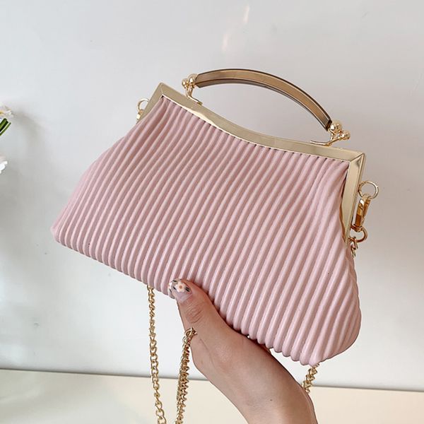 evening bags elegant women pink blue clip shell shoulder bag brand chain sling pu leather handbags and purses clutch wallet 230729
evening bags elegant women pink blue clip shell shoulder bag brand chain sling pu leather handbags and purses clutch wallet 230729