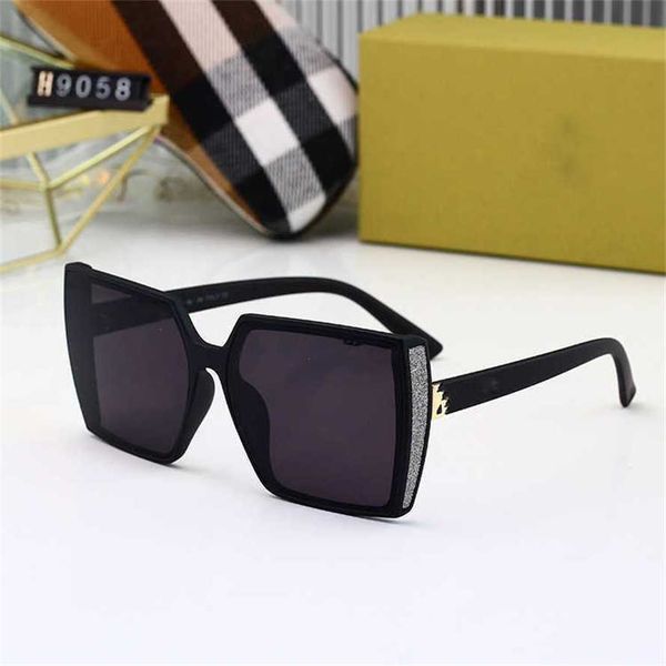 52% off wholesale of new sunglasses square sunglasses net red street fashion glasses for men and women, White;black
52% off wholesale of new sunglasses square sunglasses net red street fashion glasses for men and women, White;black