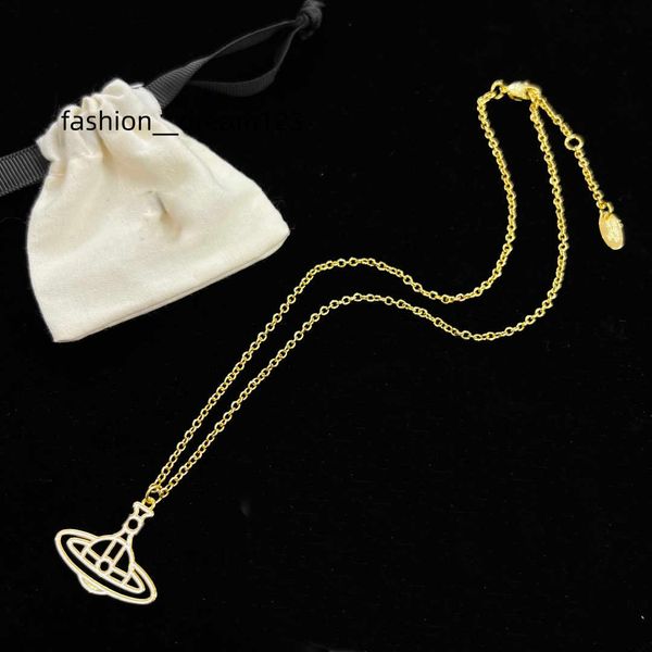 fashion designer vivian pendant necklaces women saturn chokers planet necklace cjeweler woman westwoods jewelry 433242, Silver
fashion designer vivian pendant necklaces women saturn chokers planet necklace cjeweler woman westwoods jewelry 433242, Silver