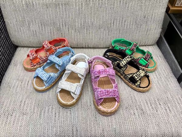 new designer shoes slipper sandal fashion versatile spring summer new woven flip-flops beach shoes women's flat sandals original packag, Black
new designer shoes slipper sandal fashion versatile spring summer new woven flip-flops beach shoes women's flat sandals original packag, Black